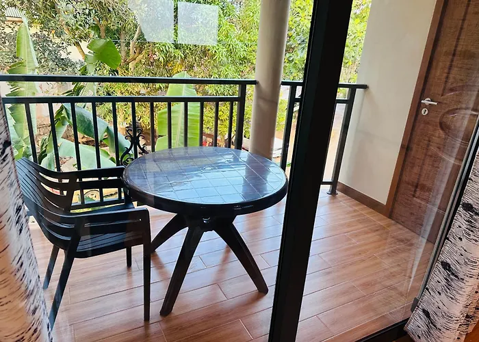 Sren Self Catering - One Bedroom Ii Anse Royale